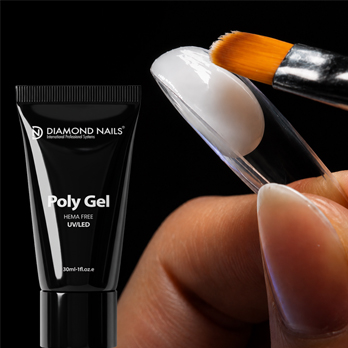 La rivoluzione del salone moderno: perché molte scelgono Diamond Nails PolyGel